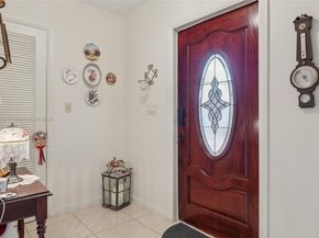10941 NW 18th St, Pembroke Pines FL 33026