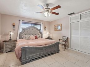 10941 NW 18th St, Pembroke Pines FL 33026