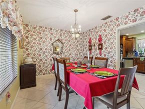 10941 NW 18th St, Pembroke Pines FL 33026