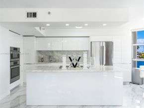 19195 NE 36th Ct 201, Aventura FL 33180