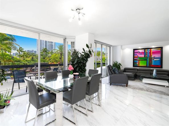 19195 NE 36th Ct 201, Aventura FL 33180