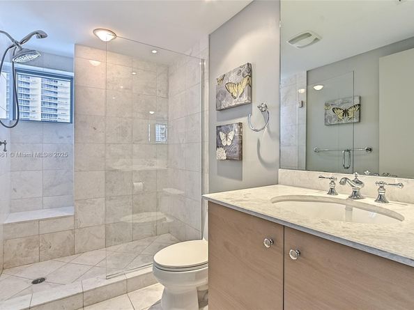 3535 S Ocean Dr 2002, Hollywood FL 33019