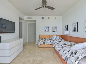 3535 S Ocean Dr 2002, Hollywood FL 33019
