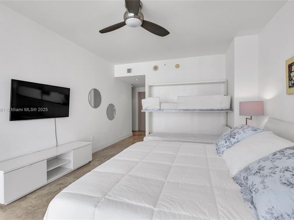 3535 S Ocean Dr 2002, Hollywood FL 33019