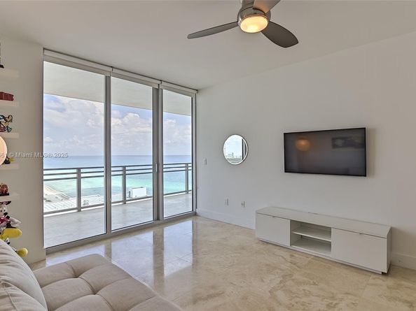 3535 S Ocean Dr 2002, Hollywood FL 33019