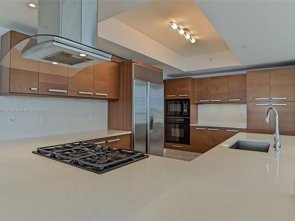 3535 S Ocean Dr 2002, Hollywood FL 33019