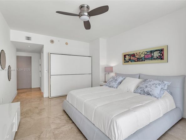 3535 S Ocean Dr 2002, Hollywood FL 33019