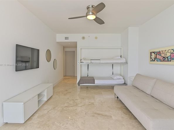 3535 S Ocean Dr 2002, Hollywood FL 33019