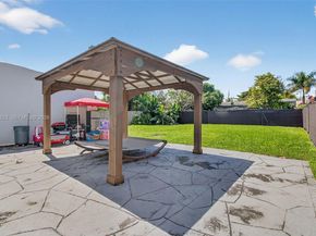 1680 NW 22nd Ct, Miami FL 33125