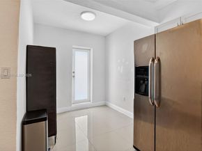 1680 NW 22nd Ct, Miami FL 33125