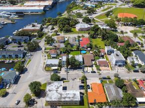 1680 NW 22nd Ct, Miami FL 33125