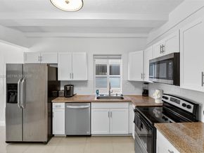 1680 NW 22nd Ct, Miami FL 33125