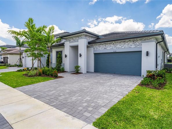 4538 SW 173rd Ave, Miramar FL 33029