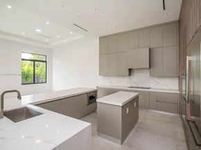 2610 SW 130th Ave, Miami FL 33175