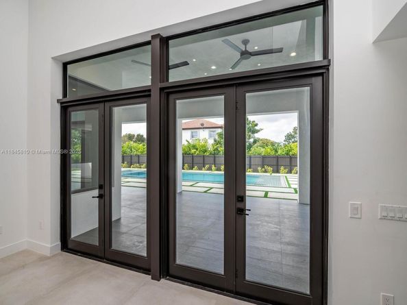 2610 SW 130th Ave, Miami FL 33175