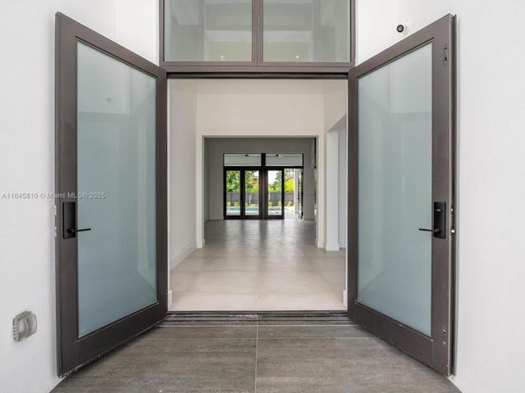 2610 SW 130th Ave, Miami FL 33175