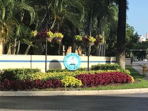 3564 Magellan Cir 2131, Aventura FL 33180