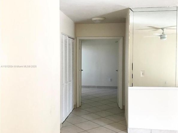 3564 Magellan Cir 2131, Aventura FL 33180