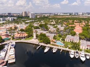 3564 Magellan Cir 2131, Aventura FL 33180
