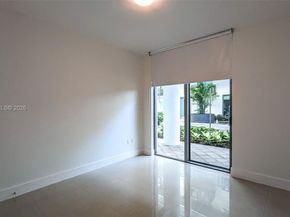 6000 Collins Ave 111, Miami Beach FL 33140