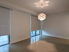 6000 Collins Ave 111, Miami Beach FL 33140