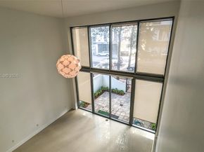 6000 Collins Ave 111, Miami Beach FL 33140