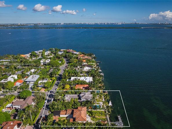 617/625 E Dilido Dr, Miami Beach FL 33139