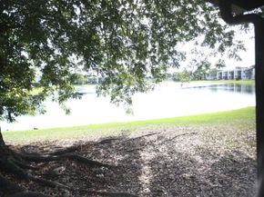 510 W Park Dr 105, Miami FL 33172