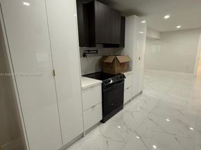 10460 SW 26th Ter, Miami FL 33165