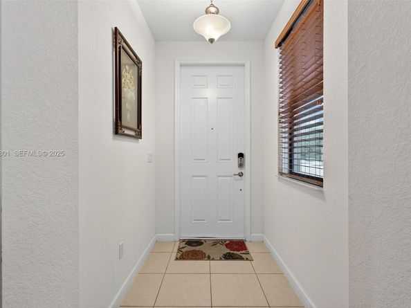 6978 Broadland Way, Coconut Creek FL 33073