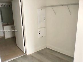 1750 N Bayshore Dr 5105, Miami FL 33132