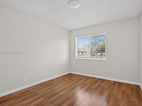 1343 Sussex Dr, North Lauderdale FL 33068