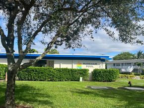 340 S Oakridge  S 340, Deerfield Beach FL 33442