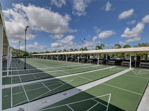 340 S Oakridge  S 340, Deerfield Beach FL 33442