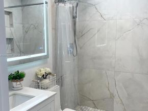 340 S Oakridge  S 340, Deerfield Beach FL 33442