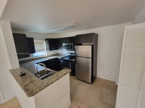 3992 NW 87th Ave 3992, Sunrise FL 33351