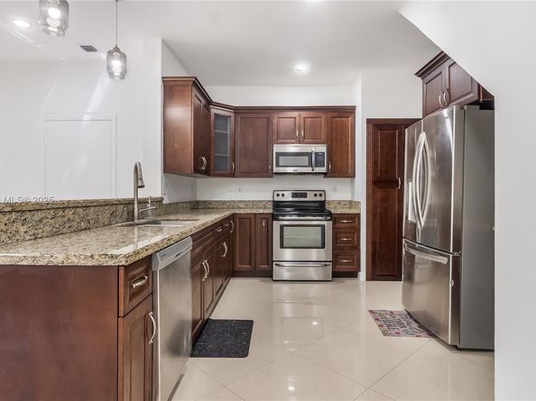 10219 SW 18th Ct 10219, Miramar FL 33025
