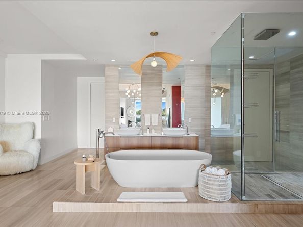 4701 N Meridian Ave 316, Miami Beach FL 33140