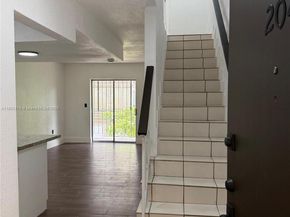 6625 W 4th Ave 204, Hialeah FL 33012