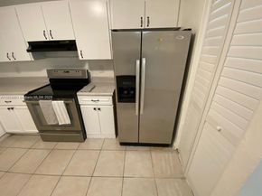 28185 SW 143rd Ct, Homestead FL 33033