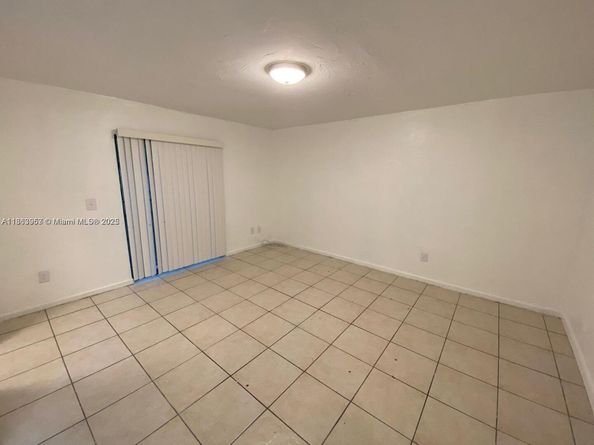 28185 SW 143rd Ct, Homestead FL 33033