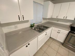 28185 SW 143rd Ct, Homestead FL 33033
