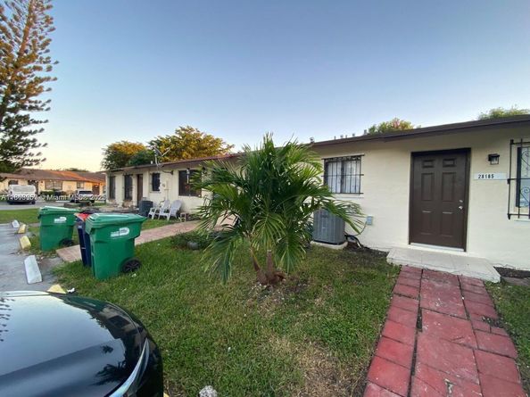 28185 SW 143rd Ct, Homestead FL 33033