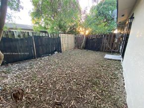 28185 SW 143rd Ct, Homestead FL 33033