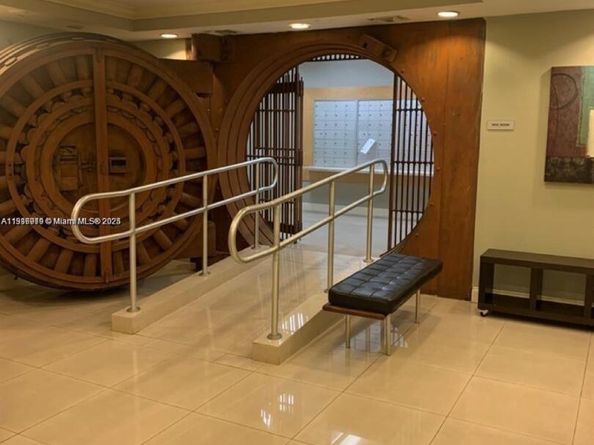 111 E Flagler St 507, Miami FL 33131