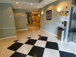 111 E Flagler St 507, Miami FL 33131