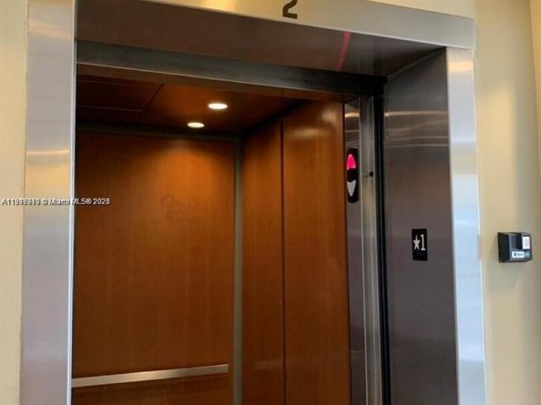 111 E Flagler St 507, Miami FL 33131