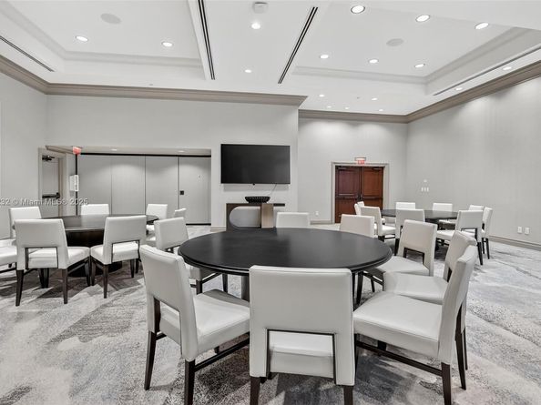 7000 Island Blvd 903, Aventura FL 33160