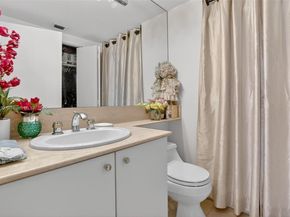 7000 Island Blvd 903, Aventura FL 33160