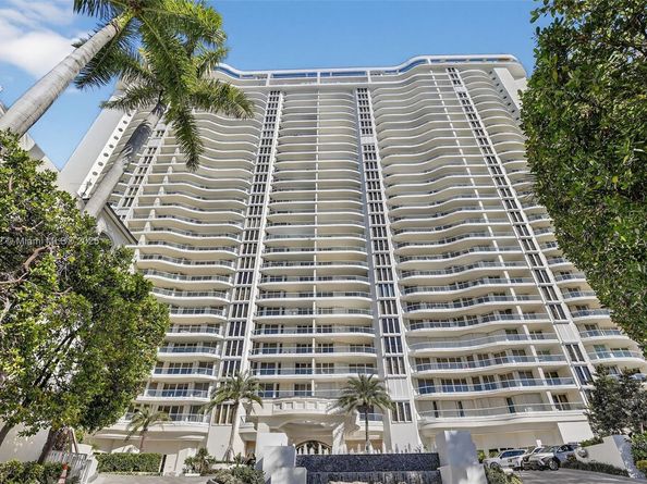 7000 Island Blvd 903, Aventura FL 33160